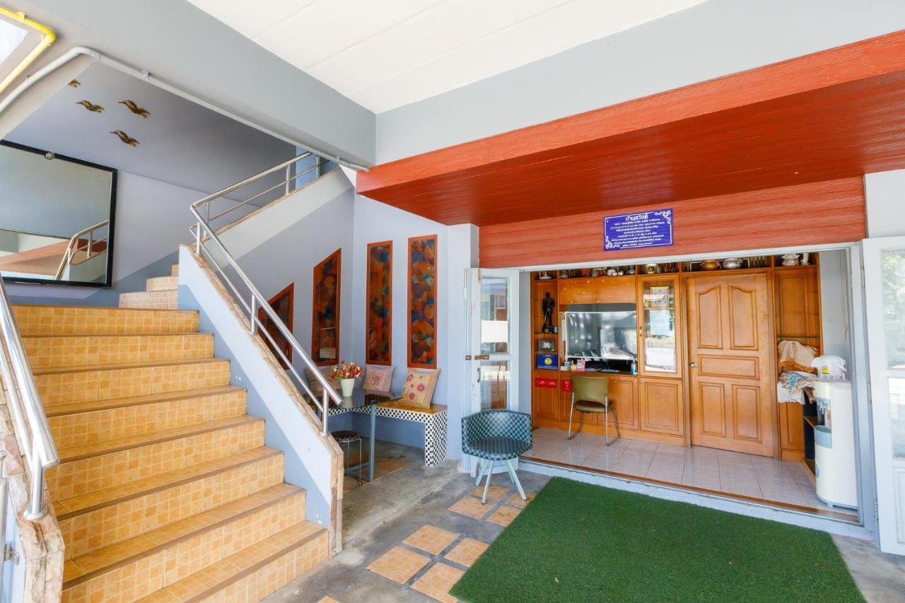 Bannsawasdee Aparthotel Chiang Rai Buitenkant foto