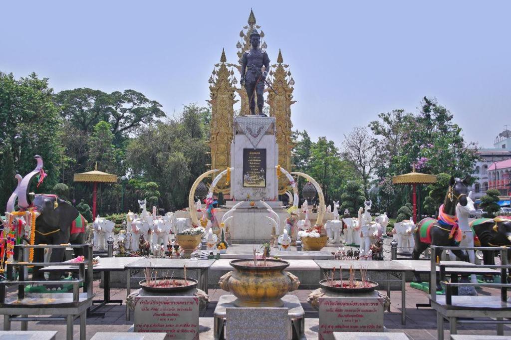 Bannsawasdee Aparthotel Chiang Rai Buitenkant foto
